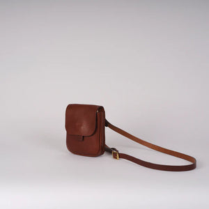 HALF ORBED TAB BAG - CHESNUT