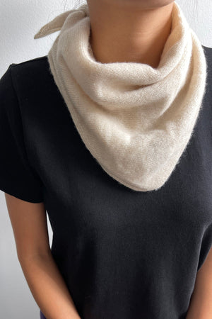 
            
                Load image into Gallery viewer, CASHMERE BANDANA
            
        
