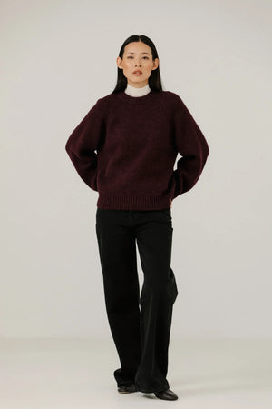 CLASSIC OVERSIZED CREWNECK