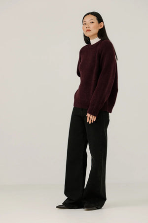CLASSIC OVERSIZED CREWNECK