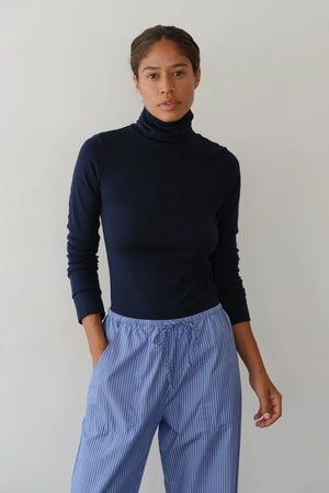 THE BABY RIB TURTLENECK