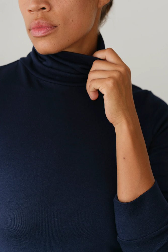 THE BABY RIB TURTLENECK