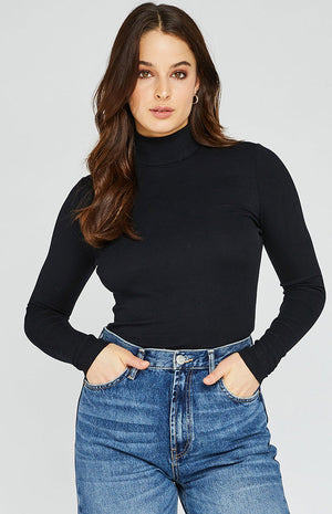 NOAH TOP