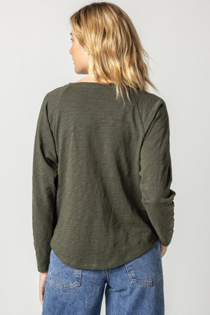 LONG SLEEVE GUSSET BOATNECK