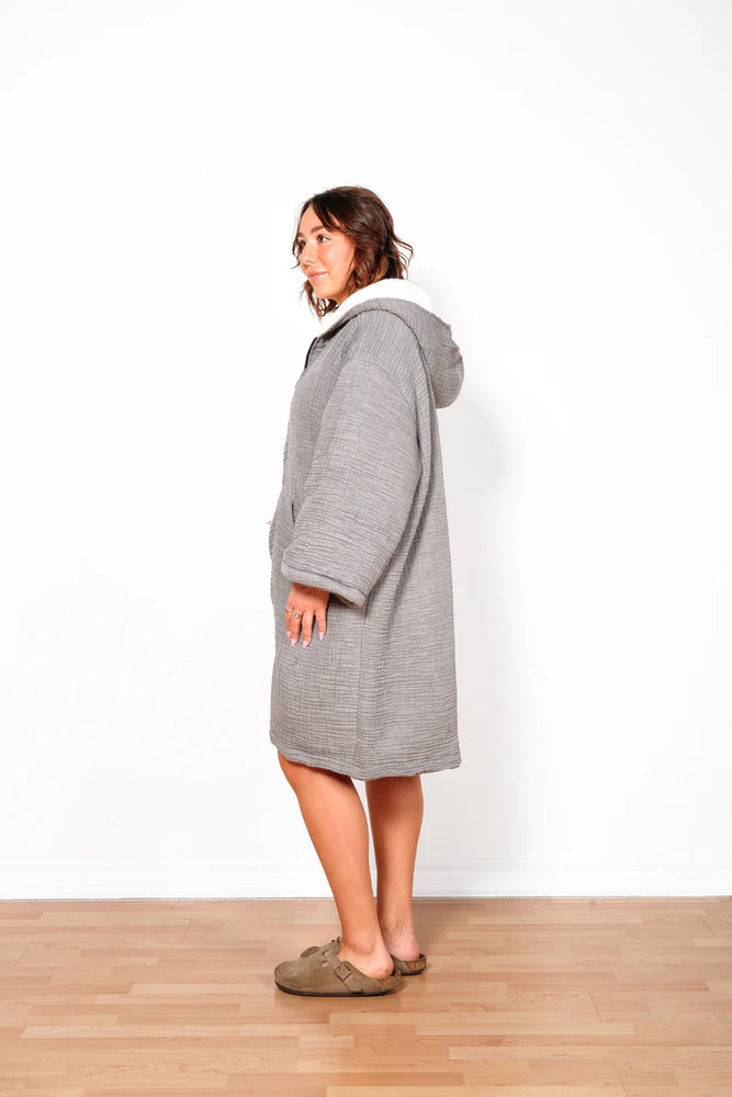 THE POLAR UNISEX FLEECE LINED MUSLIN ZIP PONCHO