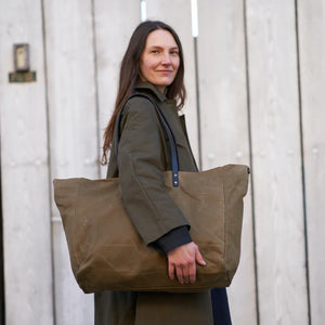GIGA TOTE