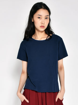 NAVY TEE