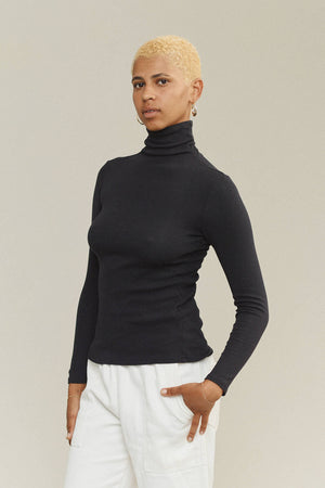 WHIDBEY TURTLENECK