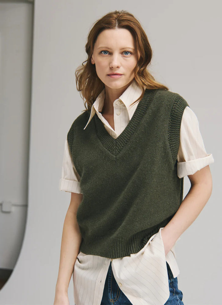 BOXY SWEATER VEST