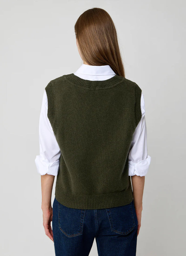 BOXY SWEATER VEST