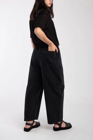 FADED BLACK BARREL PANT