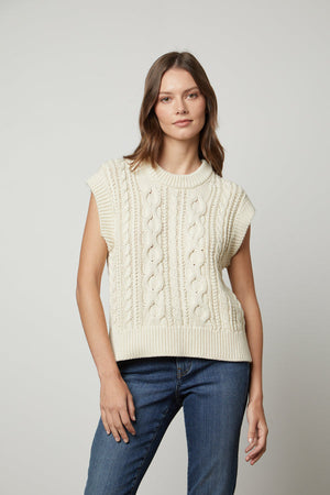 
            
                Load image into Gallery viewer, HADDEN COTTON SWEATER VEST
            
        