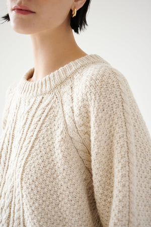 
            
                Load image into Gallery viewer, HERMOSA SWEATER
            
        
