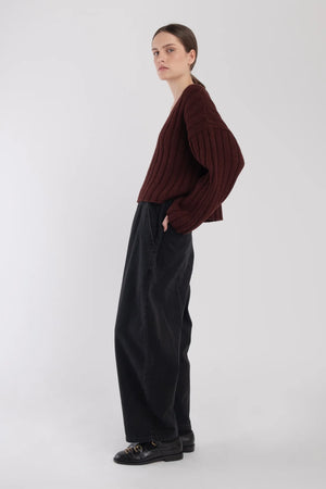 PLUM CROPPED RIB PULLOVER