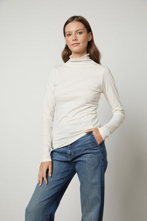 TALISIA COTTON TURTLENECK