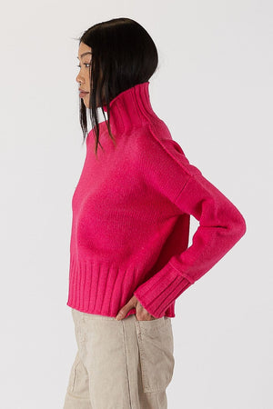 
            
                Load image into Gallery viewer, CALLI MOCKNECK SWEATER
            
        