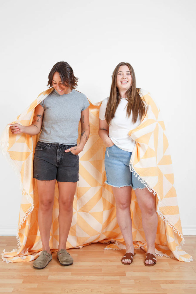 THE COMO | XL BEACH BLANKET