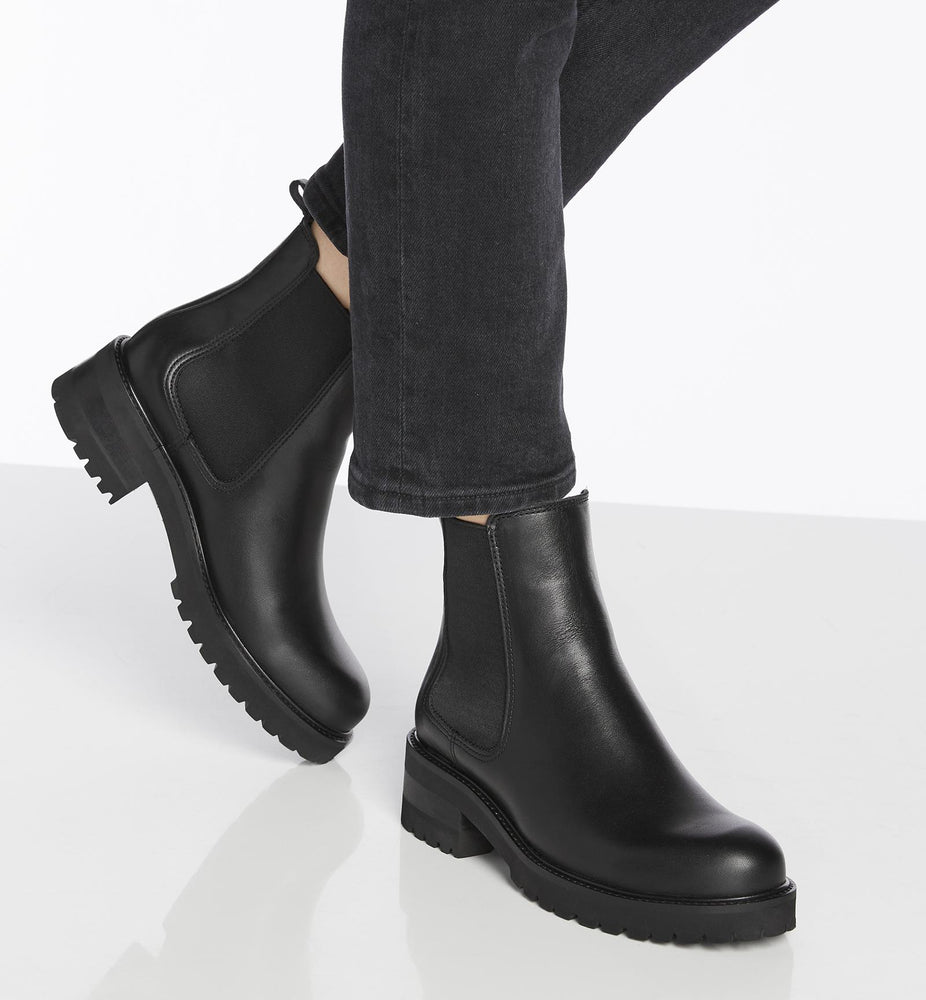 CONNER LEATHER BOOTIE