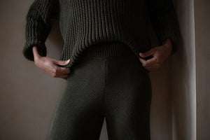 THE WIDE LEG KNIT TROUSER