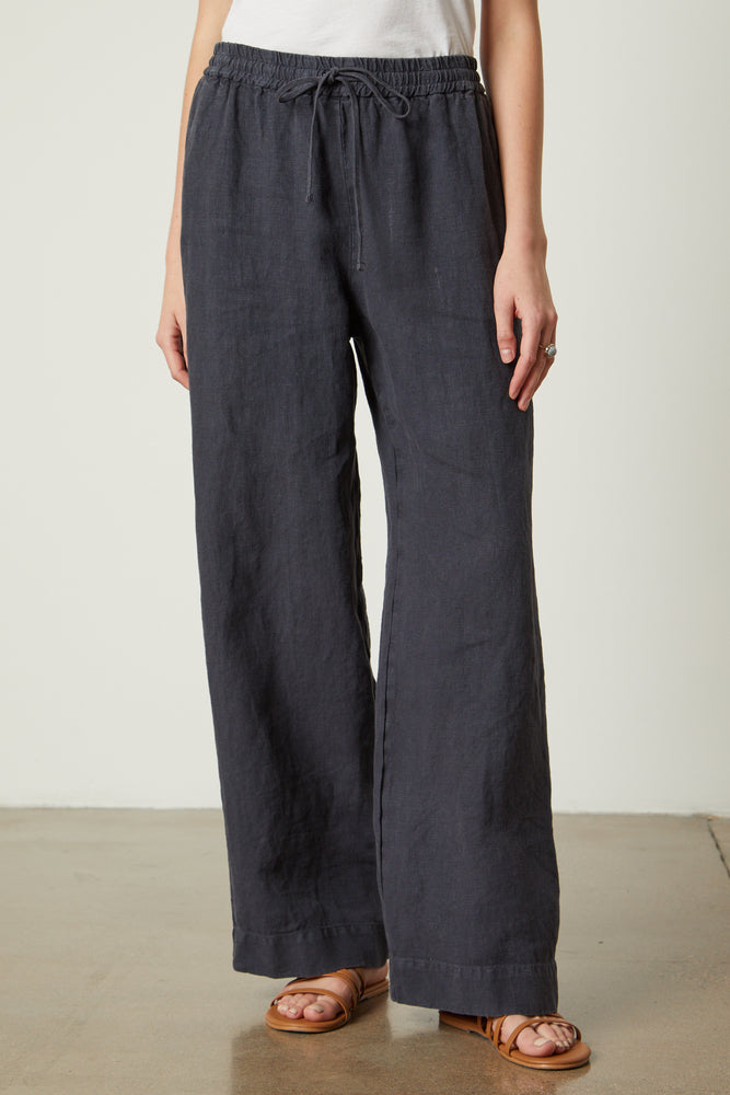 
            
                Load image into Gallery viewer, GWYNETH HEAVY LINEN PANT
            
        